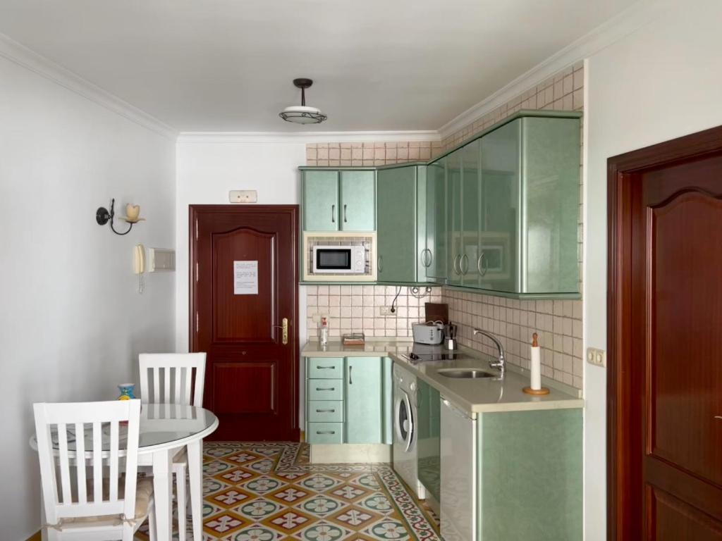 Apartamentos Trujillo طريفة المظهر الخارجي الصورة