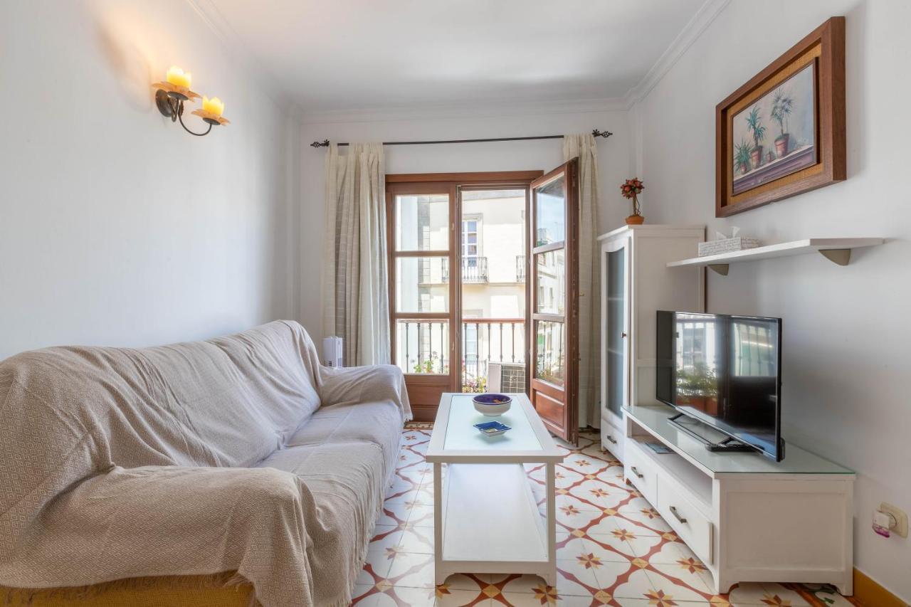 Apartamentos Trujillo طريفة المظهر الخارجي الصورة