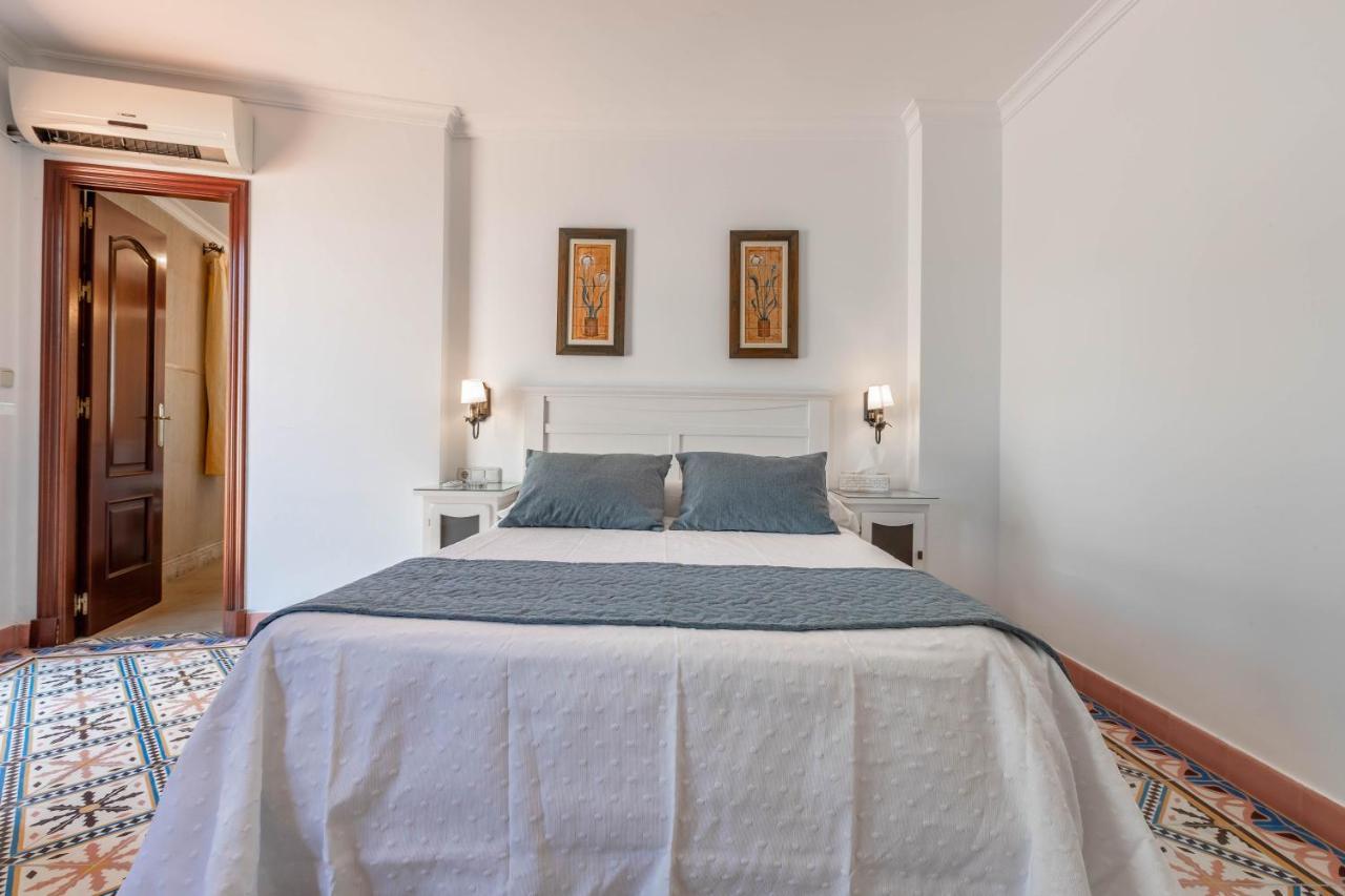 Apartamentos Trujillo طريفة المظهر الخارجي الصورة