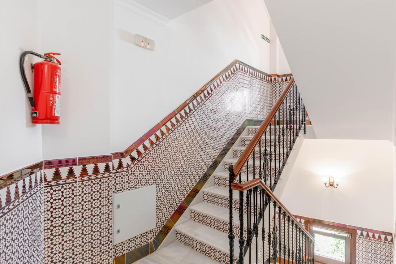 Apartamentos Trujillo طريفة المظهر الخارجي الصورة