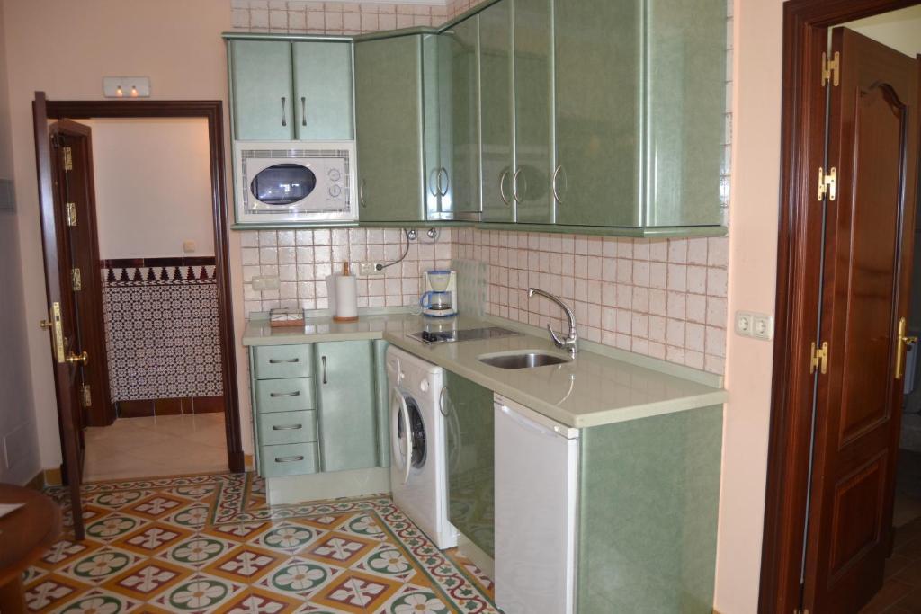 Apartamentos Trujillo طريفة المظهر الخارجي الصورة